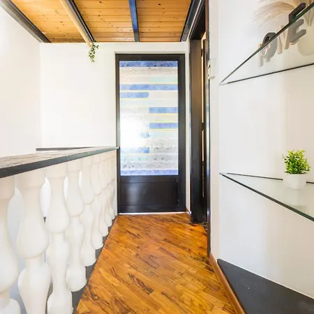 Bocadasse Beach| Parking| Wifi| By Tilo Genova